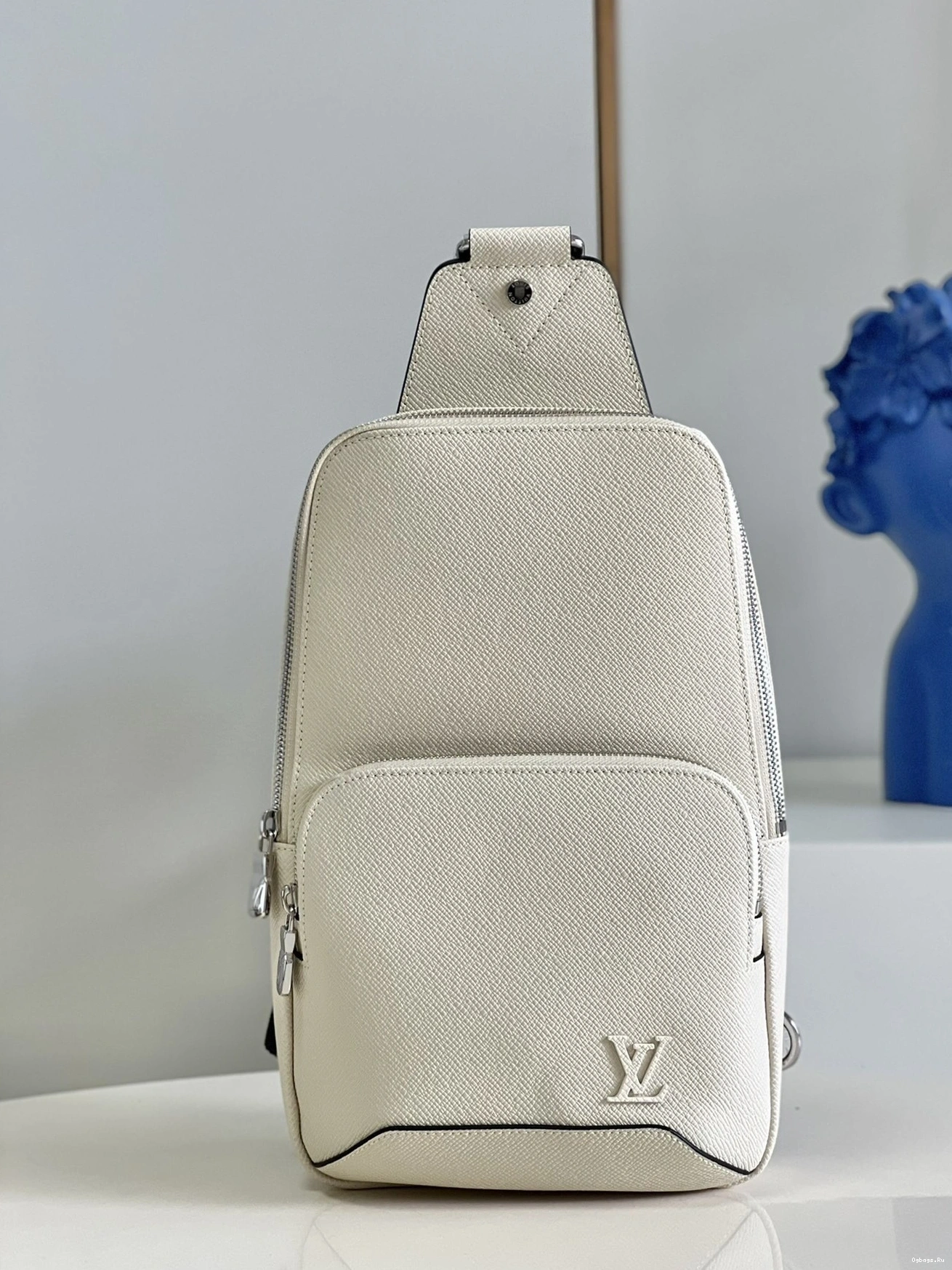 BAG AVENUE VUITTON SLING LOUIS 0313